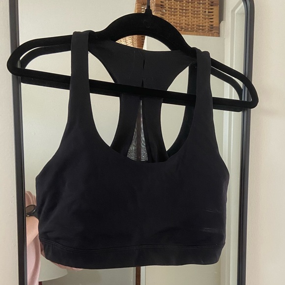 LULULEMON - Invigorate workout bra Luxtreme - Picture 1 of 2